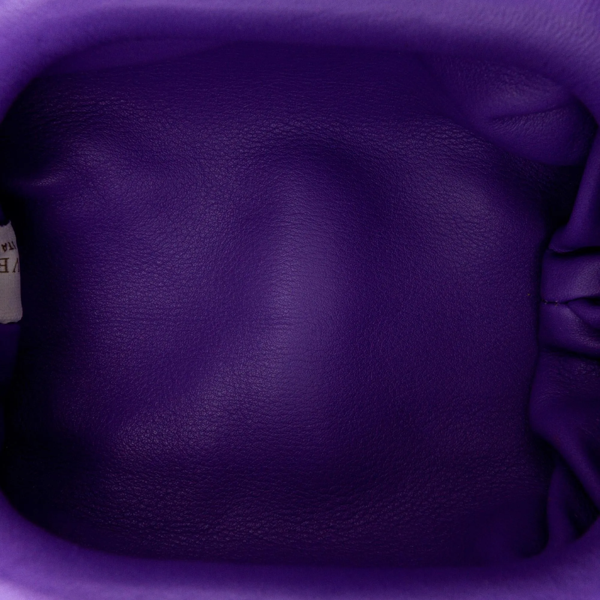 Bottega Veneta Extra Mini Pouch Leather Clutch (SHG-lEtw68)