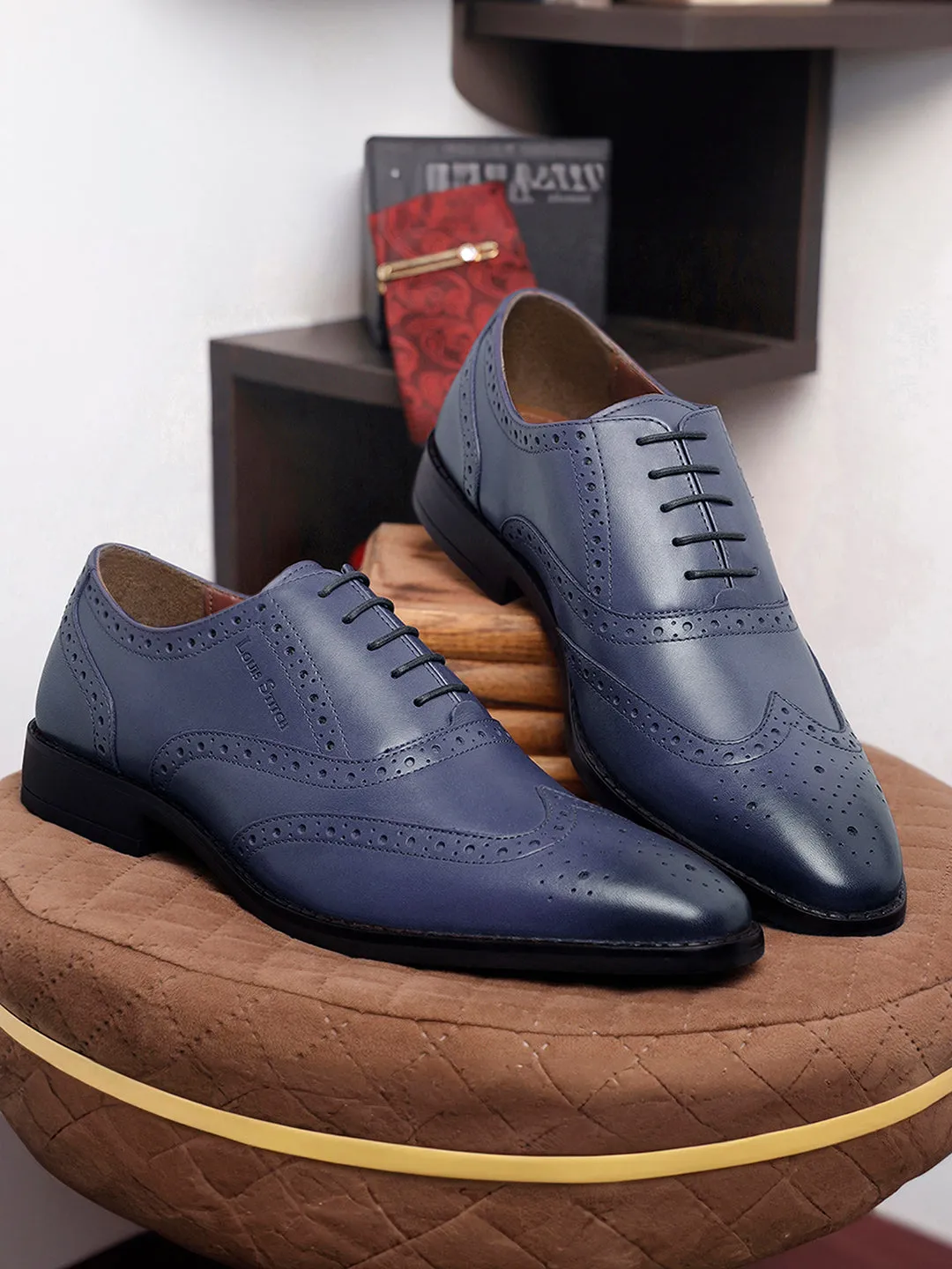 Federal Blue Egyptian Crust Leather Wingtip Brogue Shoes