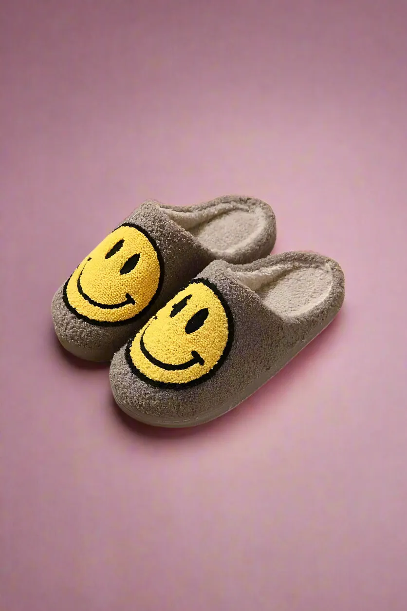 *NEW* Smiley Face Cozy Slippers | Mocha