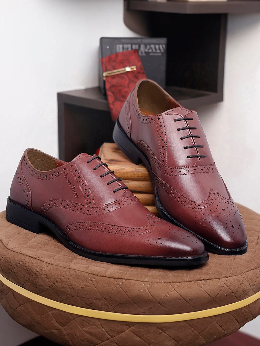 Rosewood Egyptian Crust Leather Wingtip Brogue Shoes